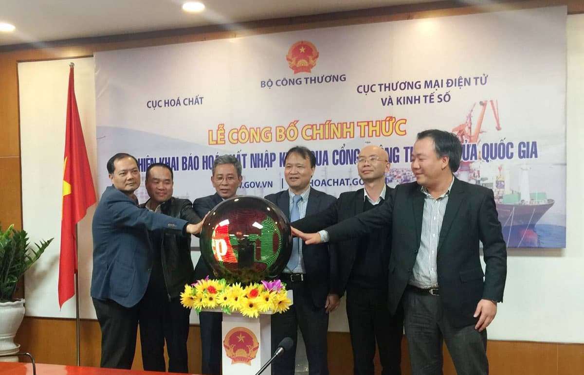 Chính thức thực hiện khai báo hóa chất nhập khẩu qua cơ chế một cửa quốc gia