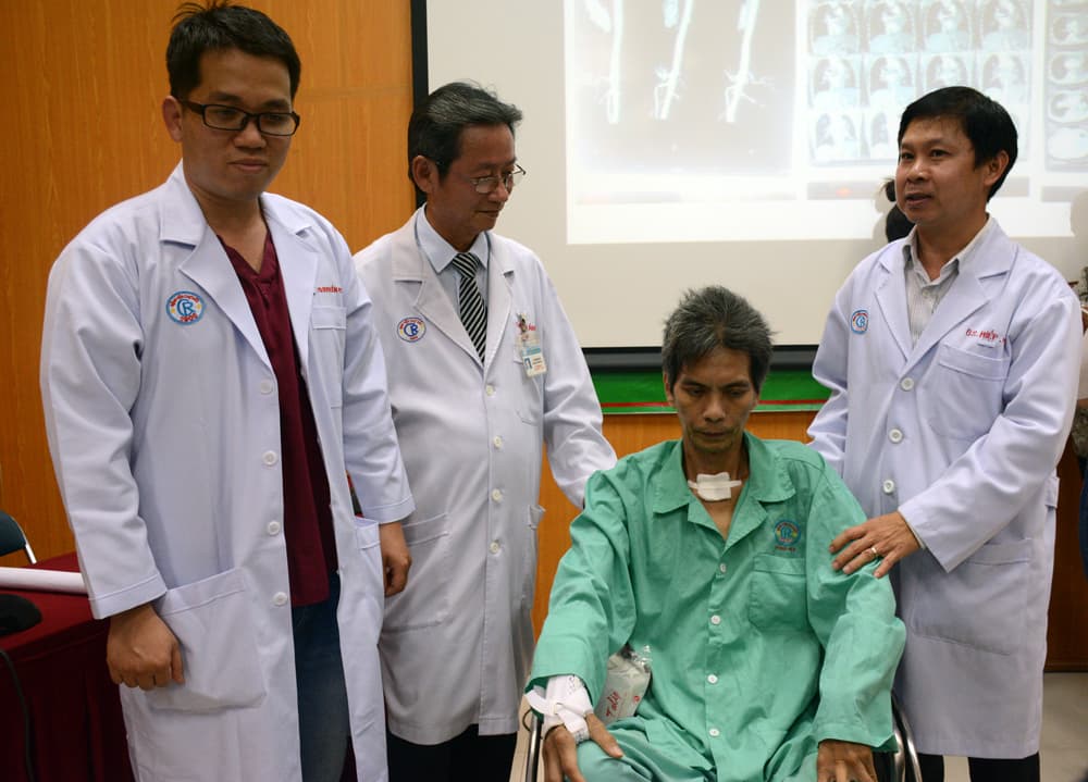 Bệnh viện Chợ Rẫy cứu sống bệnh nhận bị vỡ eo động mạch chủ