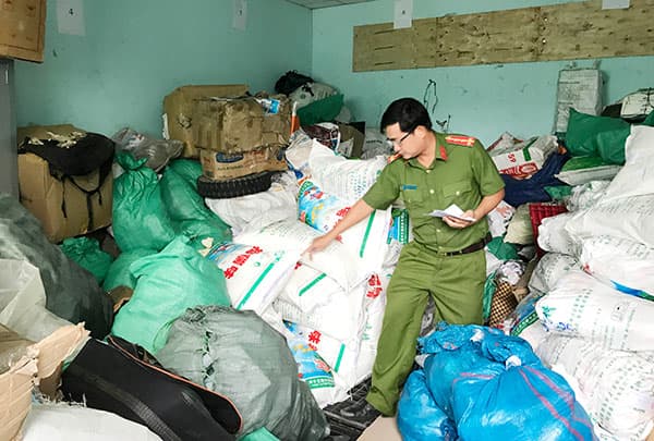 TP Hồ Chí Minh thu giữ 1.591 gói bột ngọt giả