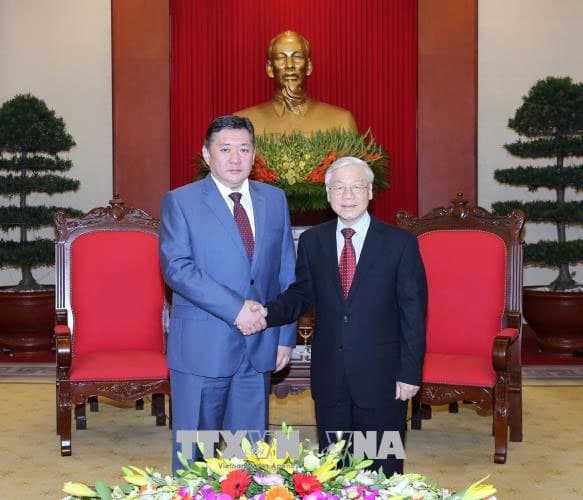 Tổng Bí thư Nguyễn Phú Trọng tiếp Chủ tịch Quốc hội Mông Cổ