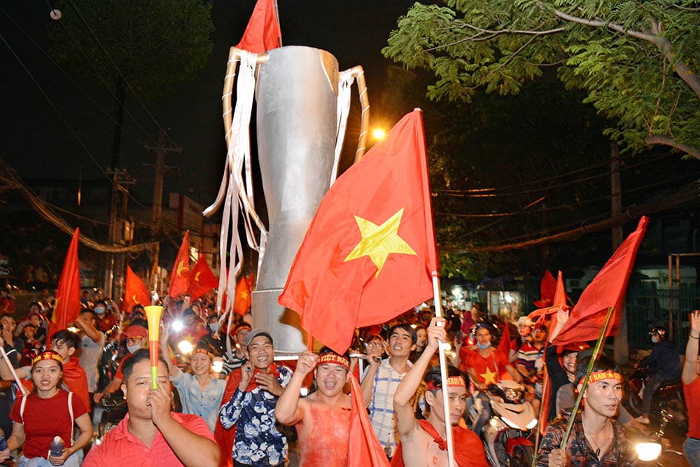 Hàng triệu người xuống đường chào mừng U23 Việt Nam