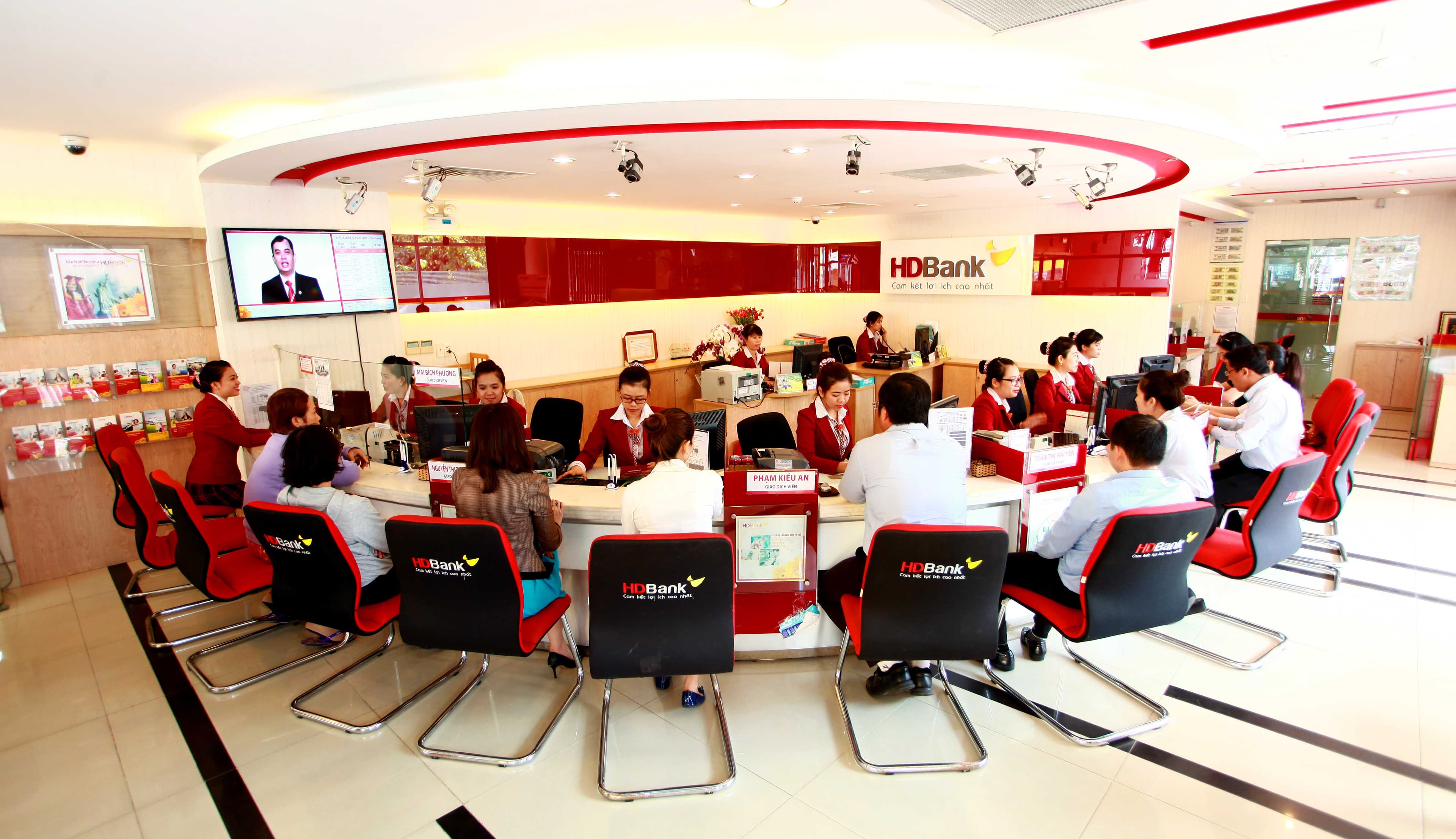 Năm 2017, HDBank đạt lợi nhuận 2.417 tỷ đồng