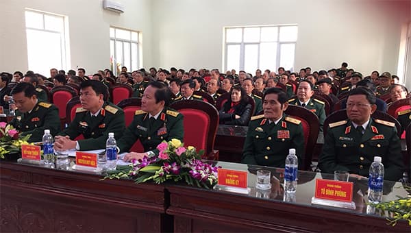 Trung đoàn 27 kỷ niệm 50 năm Ngày truyền thống