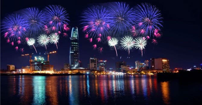 Pháo hoa sẽ rực sáng bầu trời đón Xuân Mậu Tuất 2018