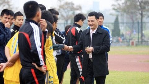 Thưởng Tết ở V-League: Vui là chính