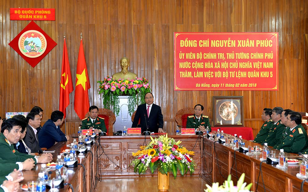 Thủ tướng Nguyễn Xuân Phúc thăm và làm việc tại Bộ tư lệnh Quân khu 5