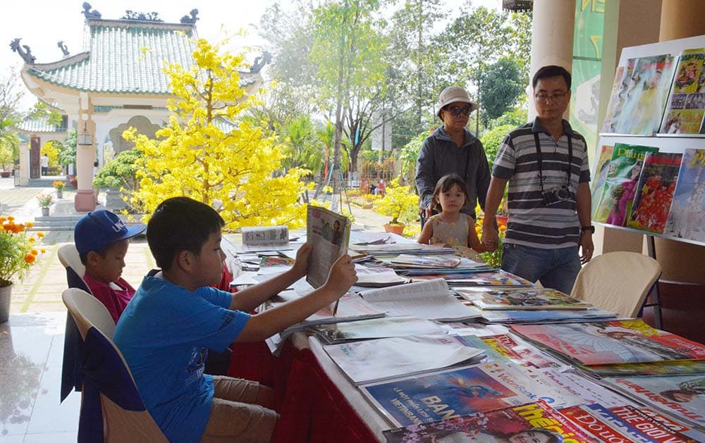 Hơn 3.500 người đến Hội Báo xuân Đồng Nai 2018
