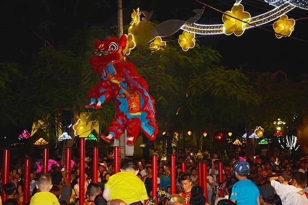 Múa lân, nét văn hóa cổ truyền ngày Tết