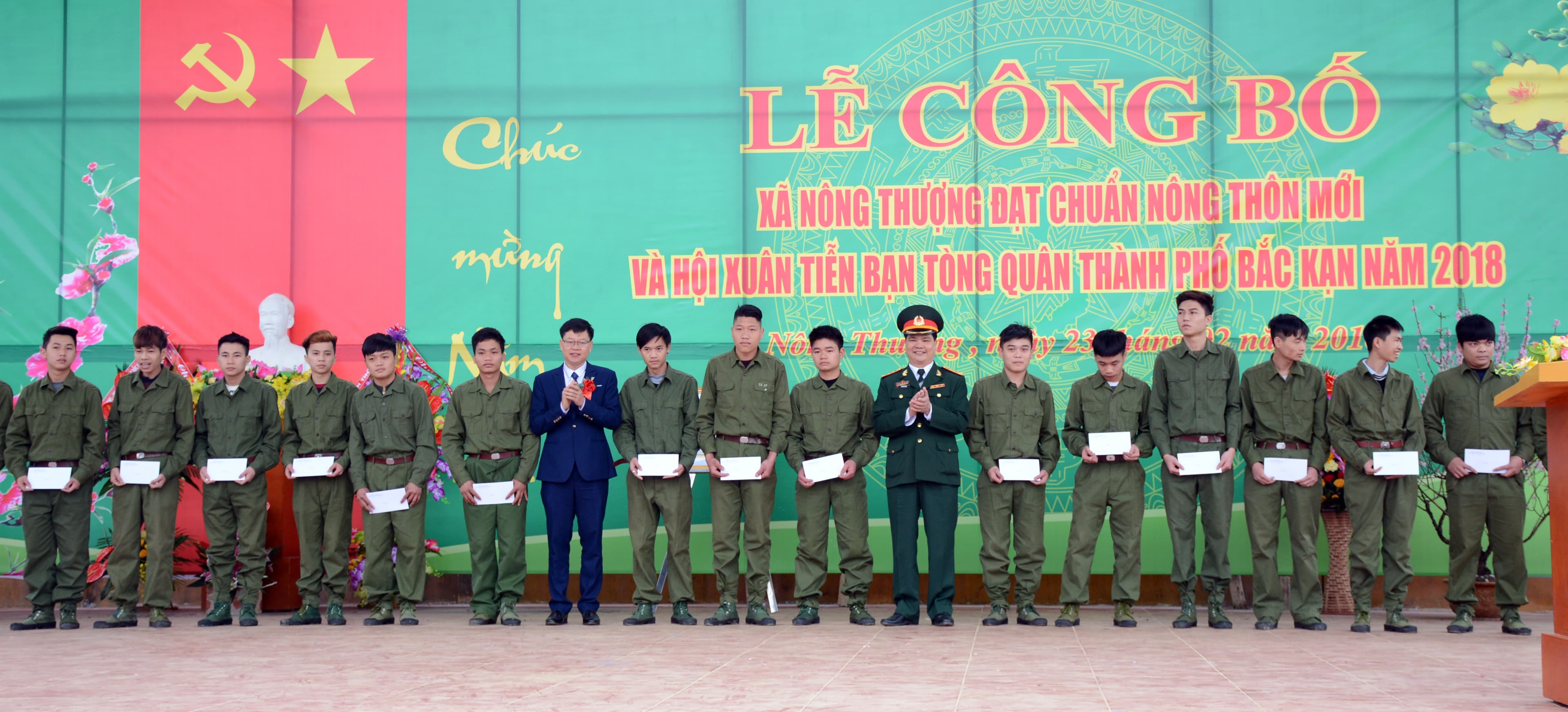 Sôi nổi ngày hội tuổi trẻ tòng quân năm 2018
