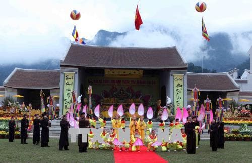 Khai hội Xuân Yên Tử xuân Mậu Tuất 2018