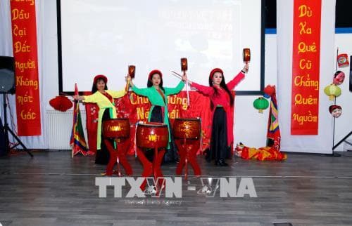 Gìn giữ bản sắc văn hóa dân tộc trong cộng đồng người Việt tại Italy
