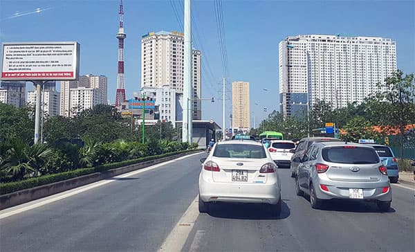 Sở Giao thông vận tải Hà Nội đề xuất cấm xe hợp đồng tại 11 tuyến phố