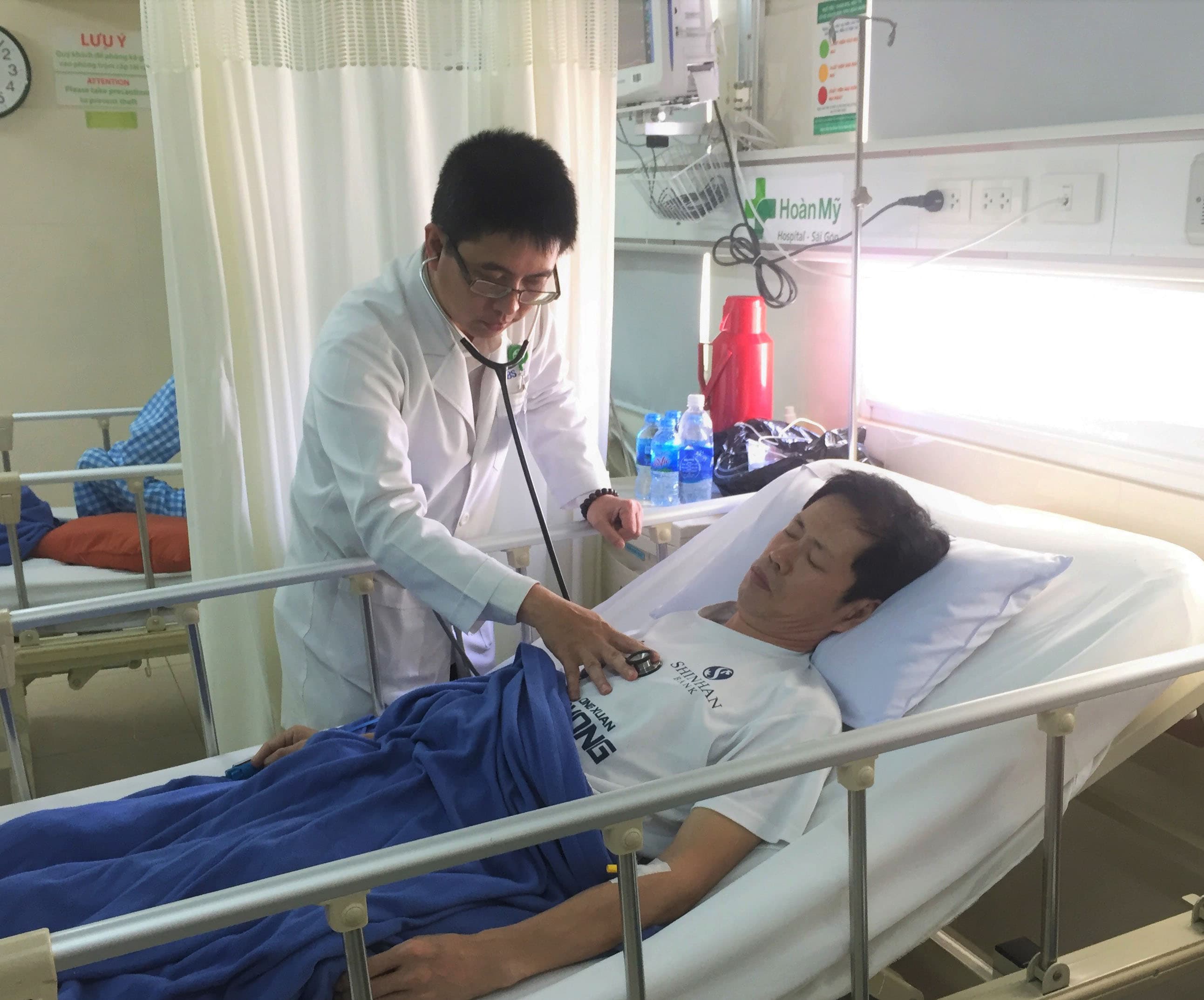 Cấp cứu thành công người nước ngoài bị nhồi máu cơ tim cấp, ngưng tim, ngưng thở