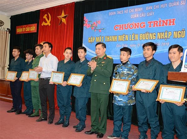 Trước ngày lên đường