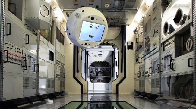 Trạm Vũ trụ Quốc tế sắp tiếp nhận robot trợ lý