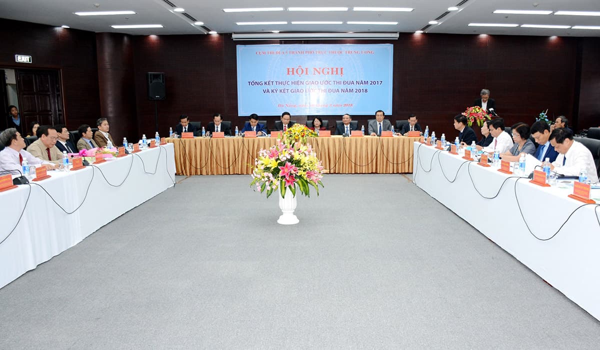 Cụm thi đua 5 thành phố trực thuộc Trung ương ký kết giao ước thi đua năm 2018