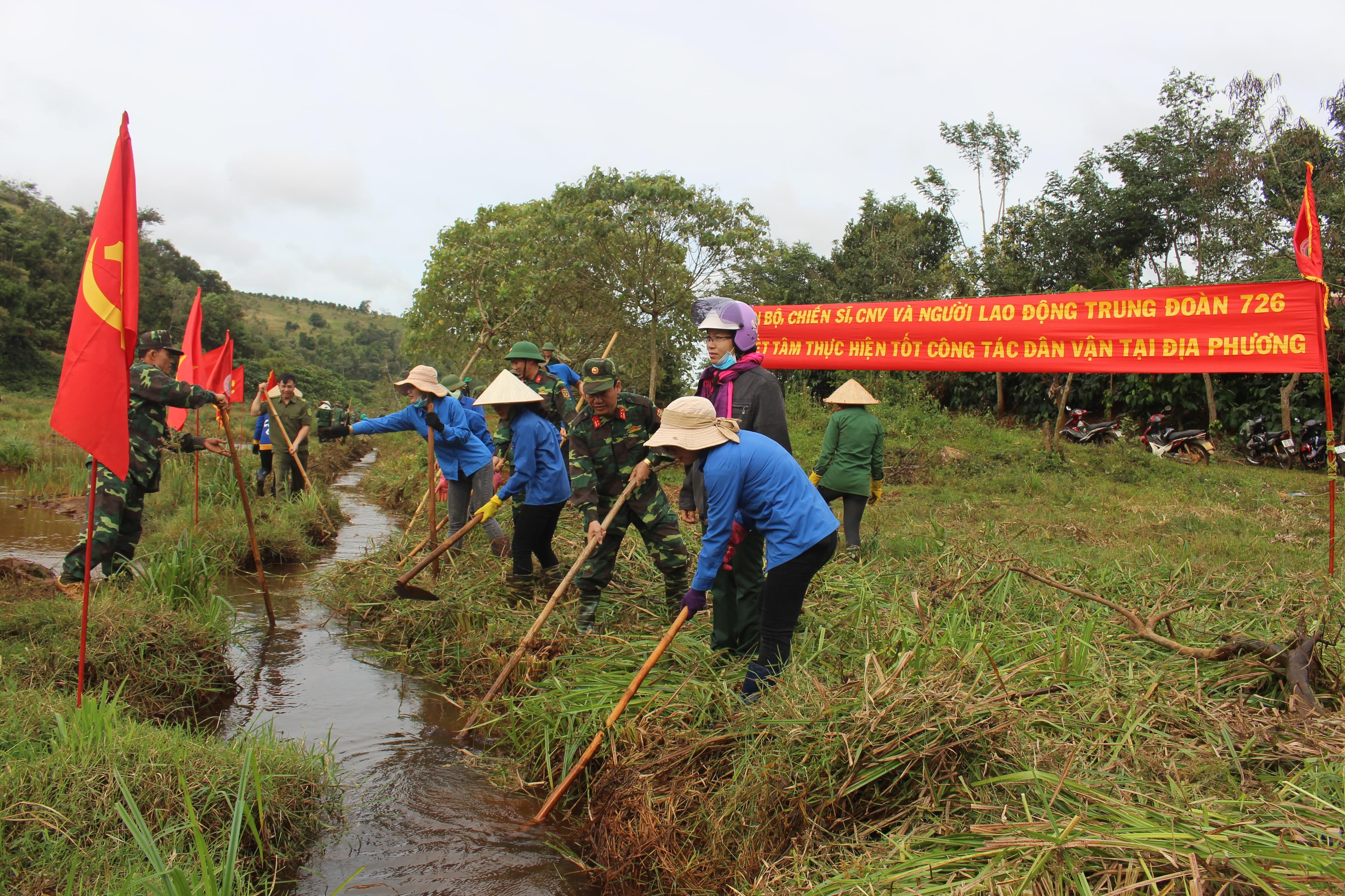 Chung sức xây dựng nông thôn vùng biên giới Quảng Trực