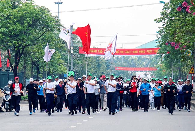 Hơn 3.000 người tham dự Ngày chạy hưởng ứng ASIAD 18