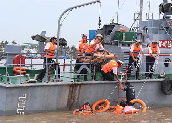 Huấn luyện sát với đặc thù miền sông nước