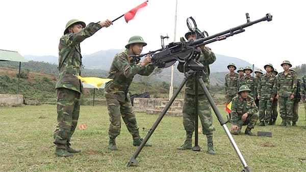 Tích cực phát triển Đảng để tạo nguồn cán bộ ở vùng sâu