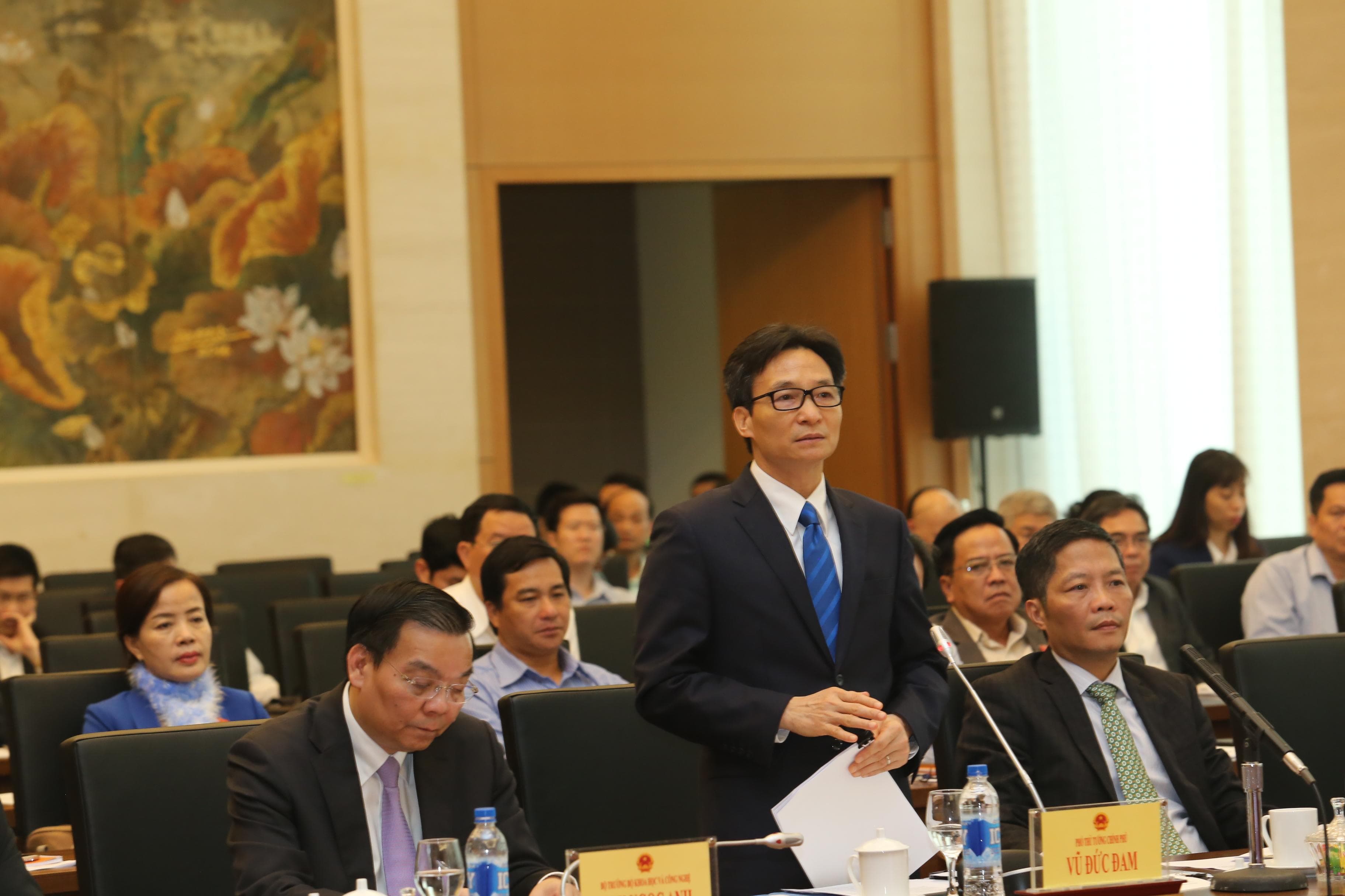 Nâng cao chất lượng xây dựng pháp luật, nghiên cứu khoa học