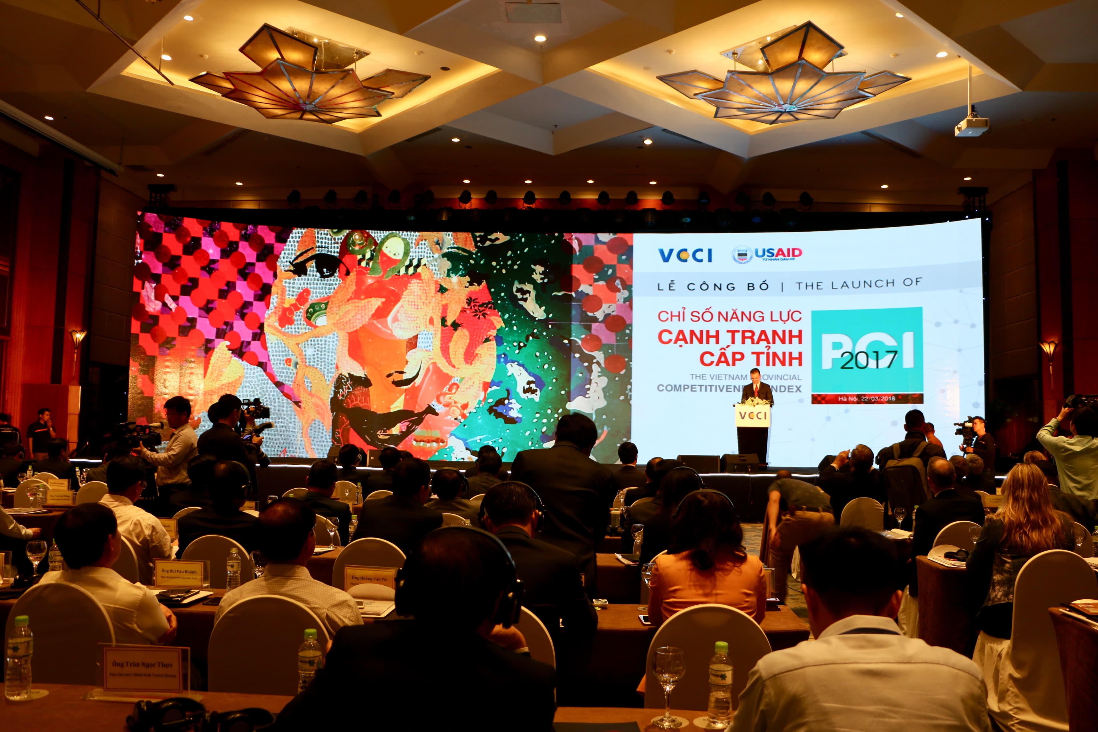 Quảng Ninh dẫn đầu xếp hạng chỉ số năng lực cạnh tranh cấp tỉnh PCI 2017