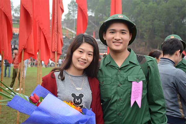 Đợi anh về rồi… cưới!