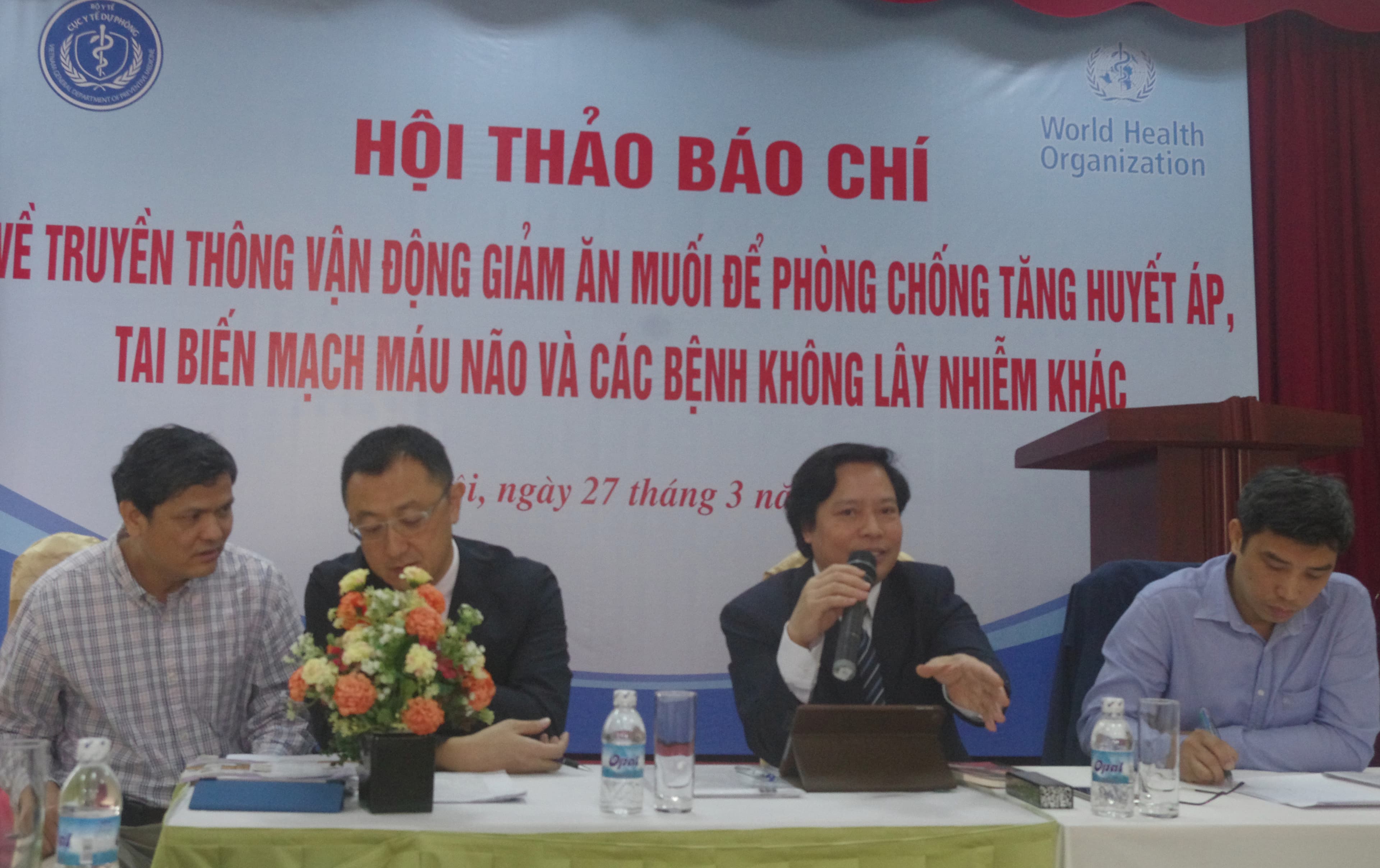 Mỗi người trưởng thành chỉ nên tiêu thụ dưới 5gam muối/ngày