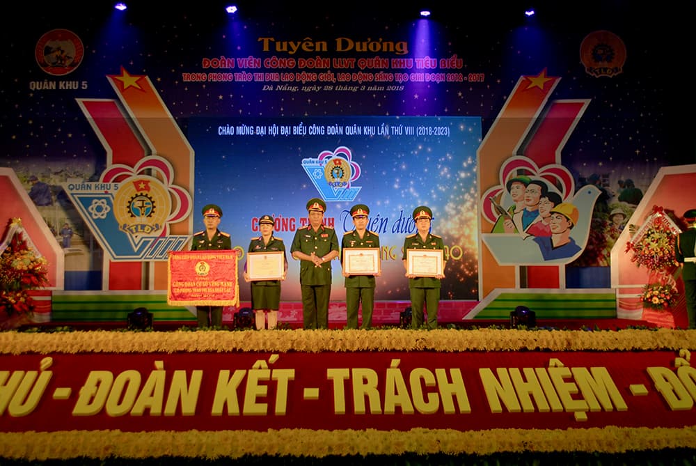 Tuyên dương lao động giỏi, lao động sáng tạo LLVT Quân khu 5