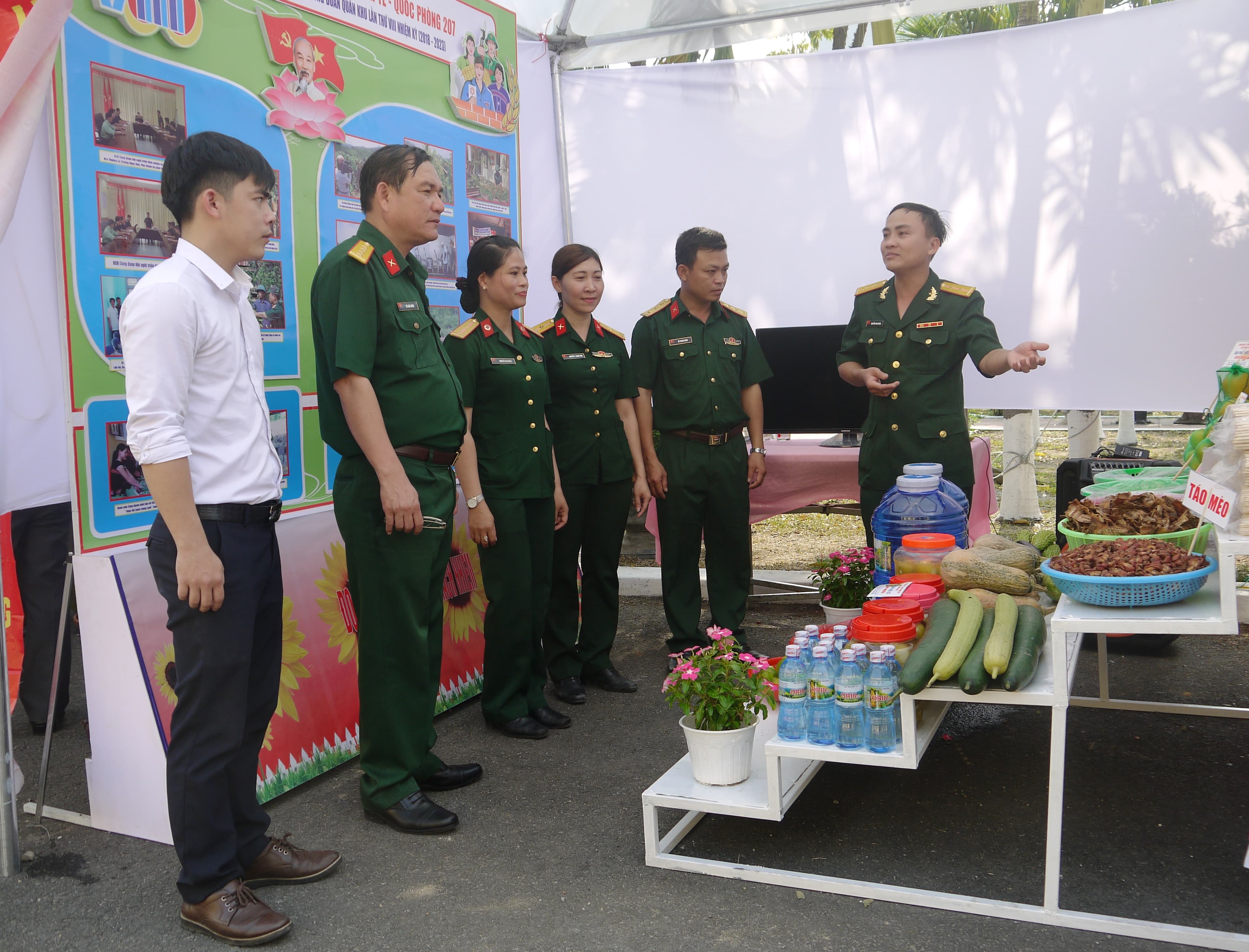 Tài hoa người lính thợ Quân khu 5