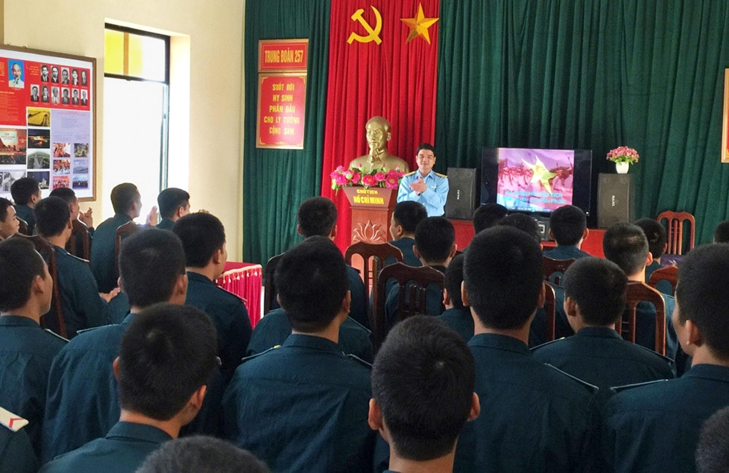 Thêm yêu các bài hát truyền thống