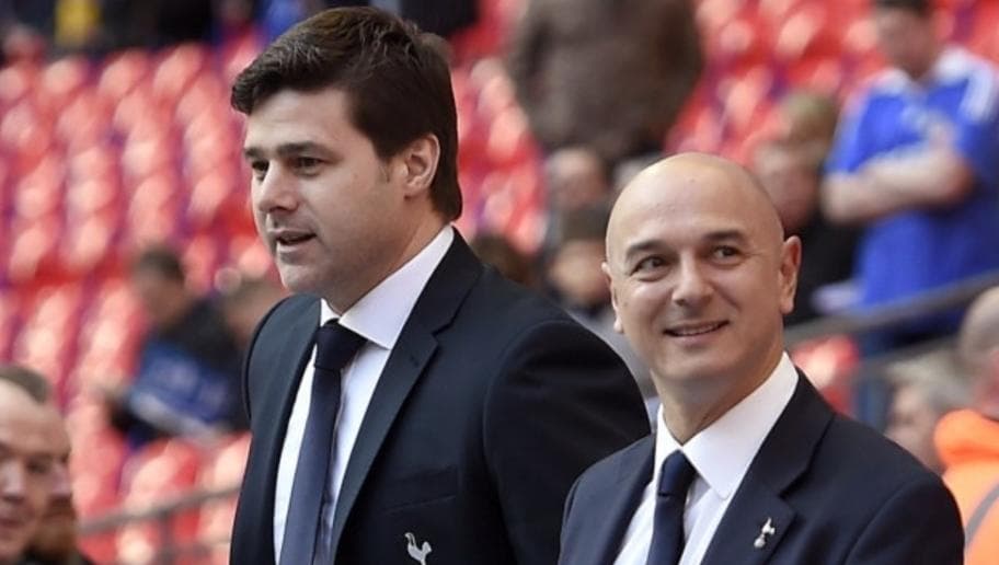 Ông chủ Tottenham quên nâng lương cho cầu thủ?