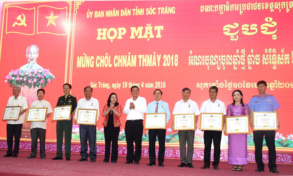 Họp mặt Tết Chôl Chnăm Thmây của đồng bào Khmer