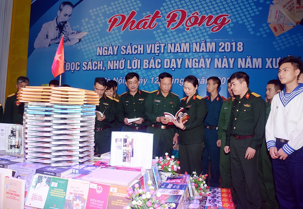 Trường Trung cấp kỹ thuật thông tin phát động “Ngày sách Việt Nam” năm 2018