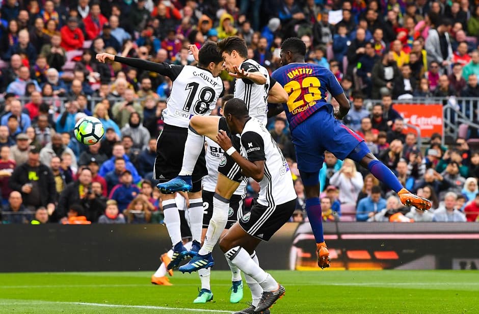 Thắng nhẹ Valencia, Barca vững chắc ngôi đầu La Liga