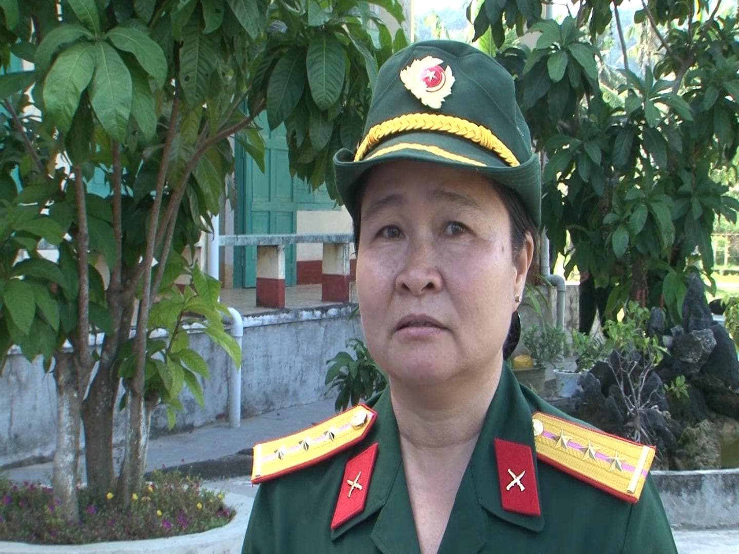 Nữ quân nhân hết lòng vì đồng đội
