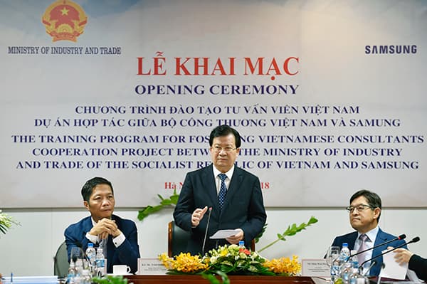 Hợp tác đào tạo 200 chuyên gia trong lĩnh vực công nghiệp hỗ trợ
