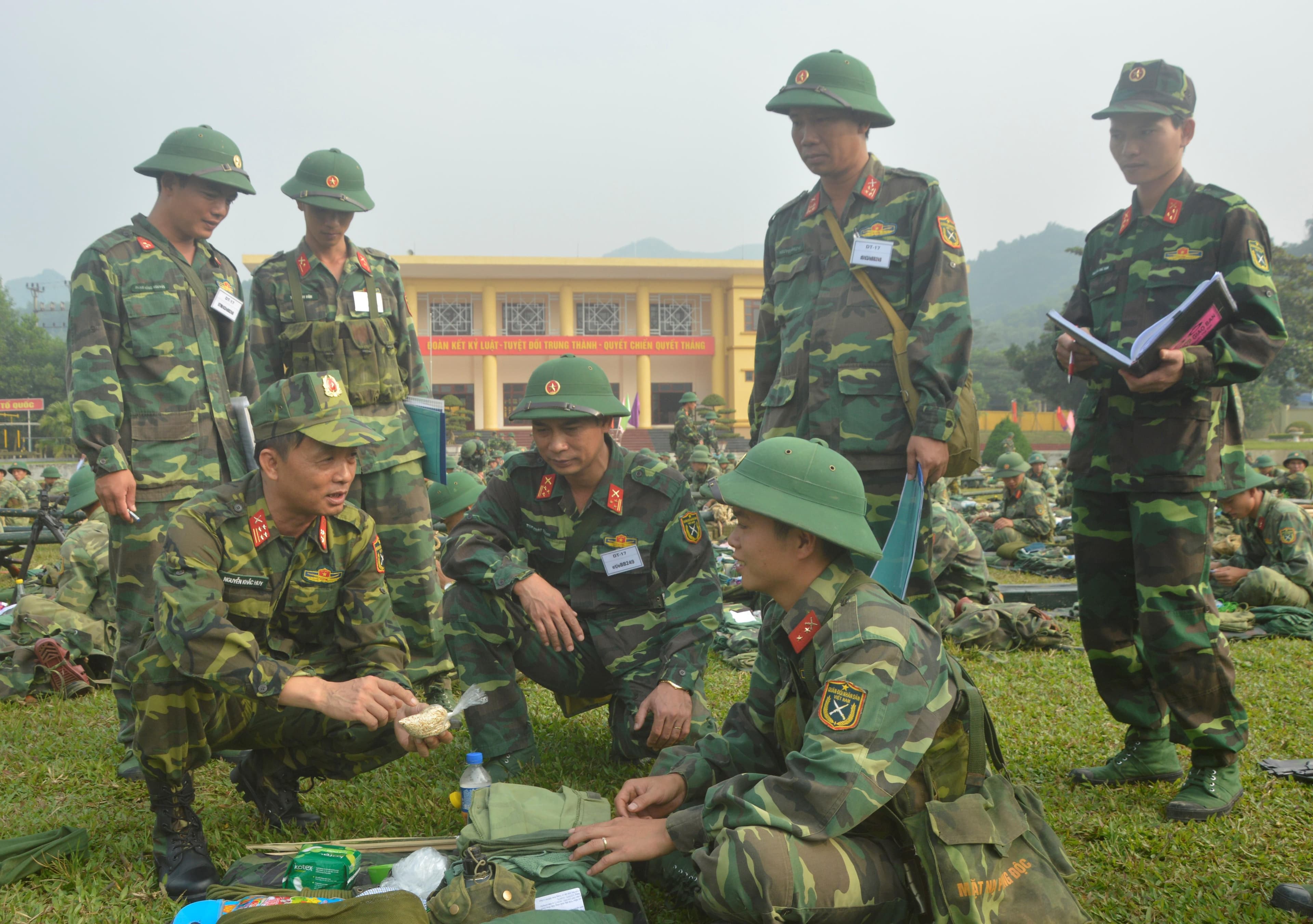 Huấn luyện chiến đấu giỏi, sẵn sàng cơ động làm nhiệm vụ