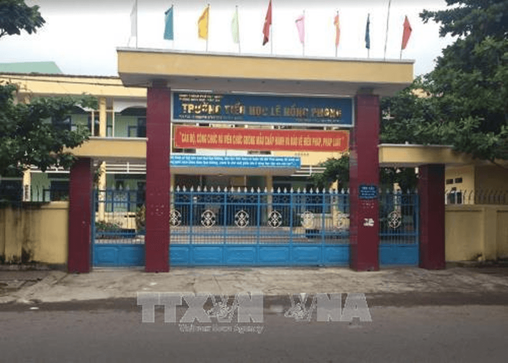 Kiểm điểm các cá nhân liên quan vụ lạm thu trong trường học tại Quy Nhơn