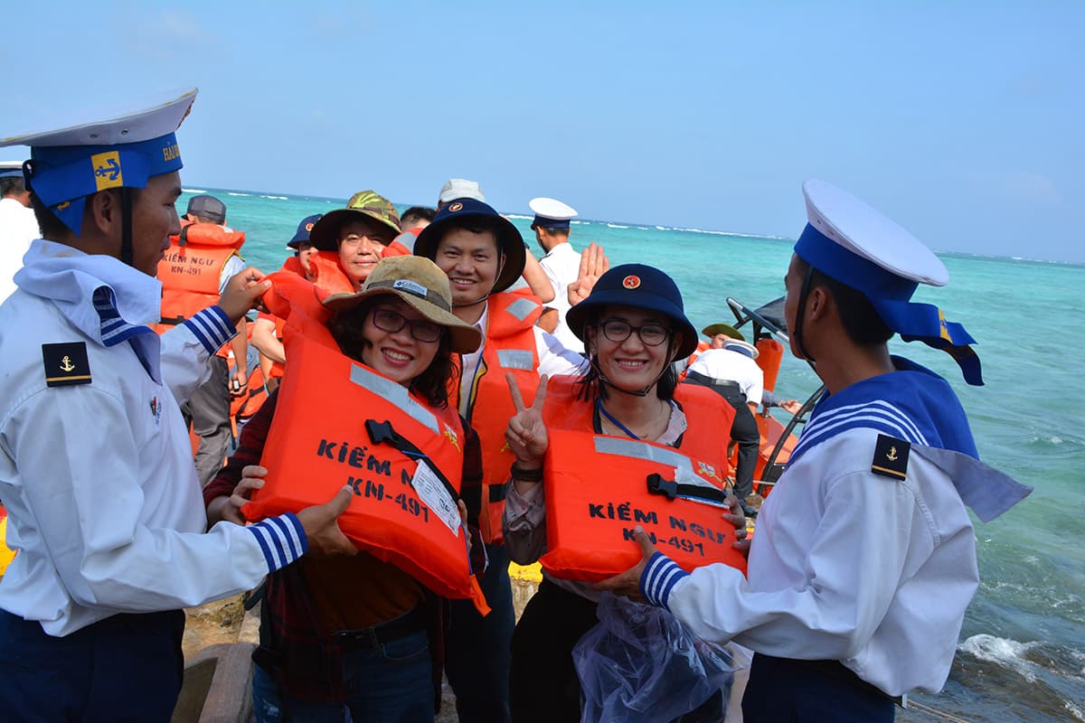 Trường Sa- những ngày tháng Tư