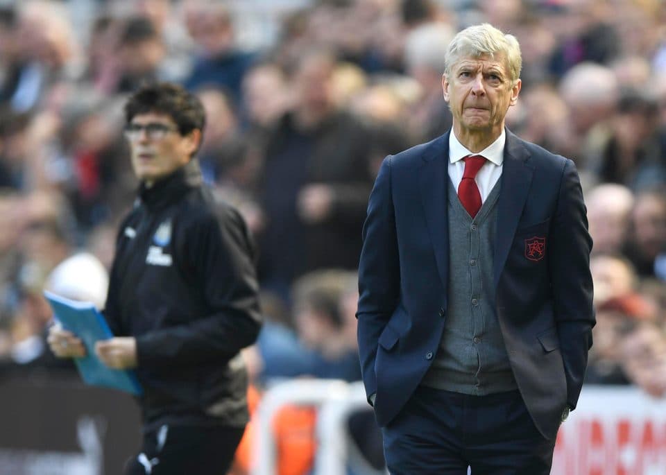 HLV Arsene Wenger sẽ chia tay Arsenal vào cuối mùa giải 2017-2018