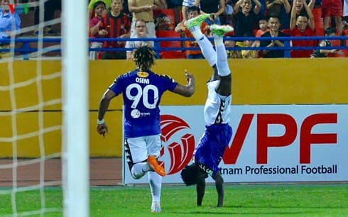Vòng 6 V-league 2018: Hà Nội FC trụ vững ngôi đầu bảng