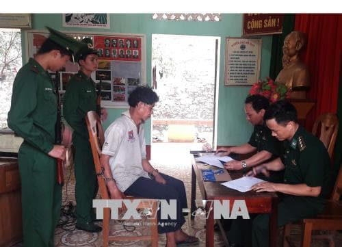 BĐBP Thanh Hóa bắt giữ đối tượng vận chuyển trái phép gần 1.200 viên ma túy tổng hợp