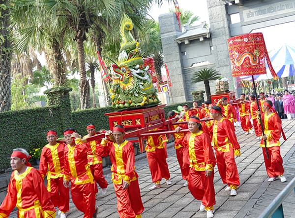 TP Hồ Chí Minh: Dâng hương tưởng nhớ Vua Hùng