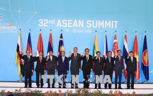 Tăng cường đoàn kết và phát huy vai trò trung tâm của ASEAN