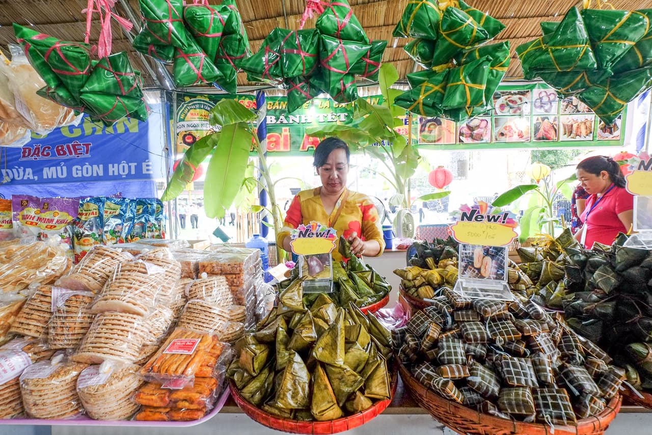 Sắc màu bánh dân gian Nam Bộ