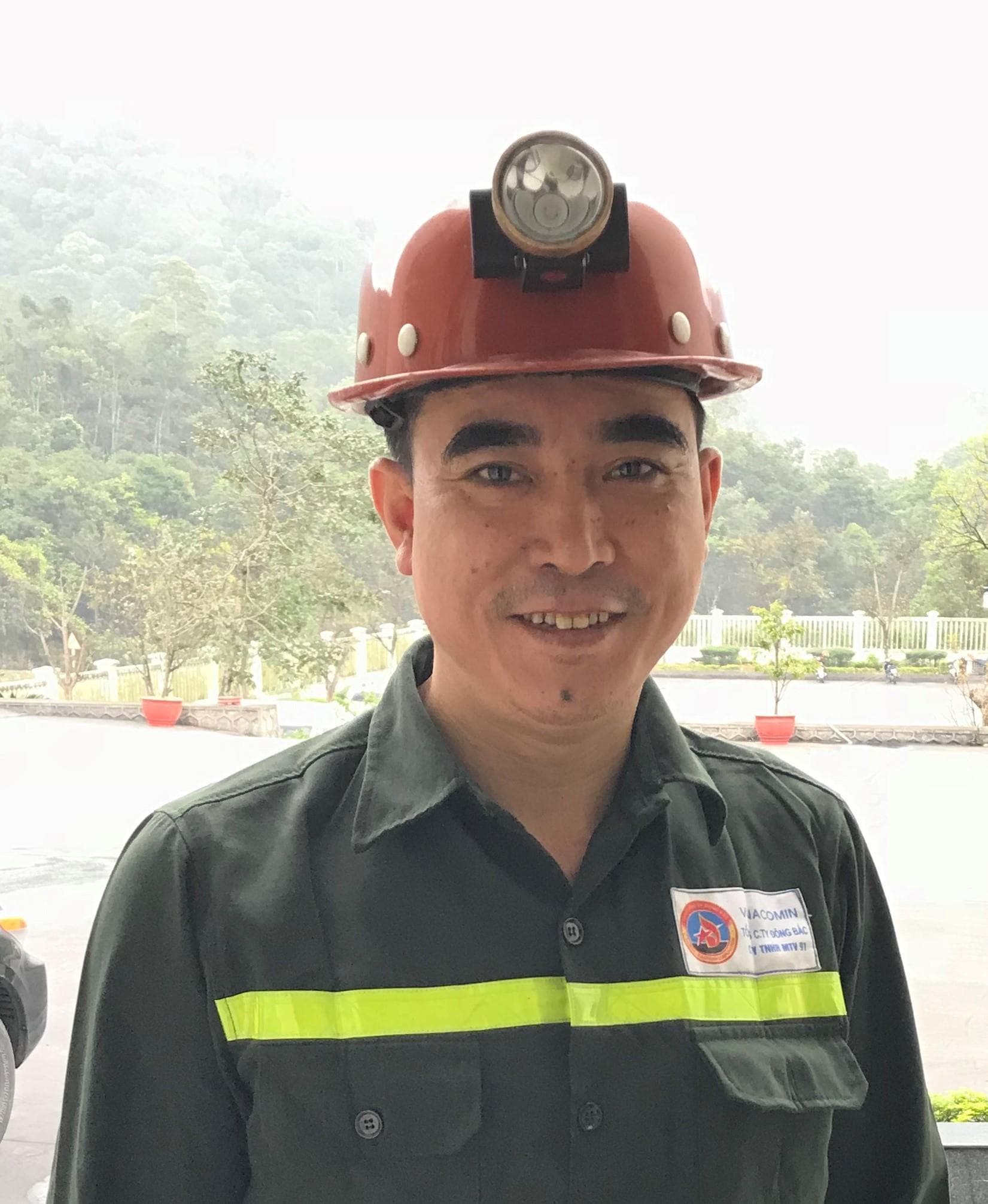 Tinh thần chiến sĩ của người thợ lò
