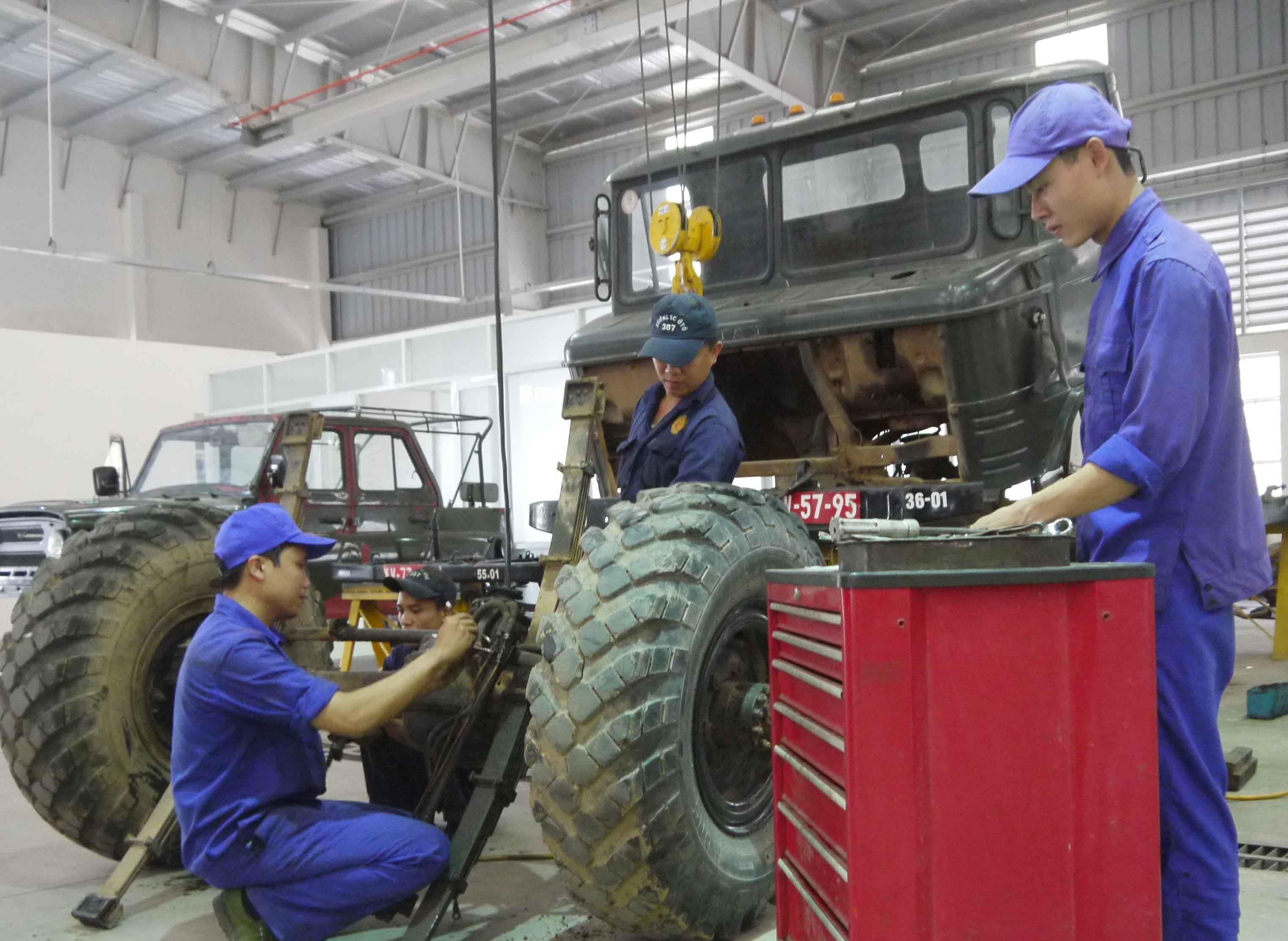 Say mê công việc, vững vàng chuyên môn