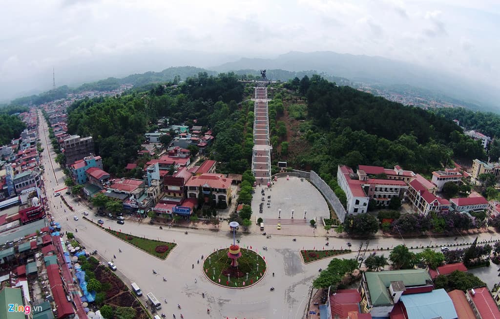 Kỷ niệm 64 năm chiến thắng Điện Biên Phủ (7-5-1954 / 7-5-2018): Đổi thay vùng căn cứ địa cách mạng Mường Phăng