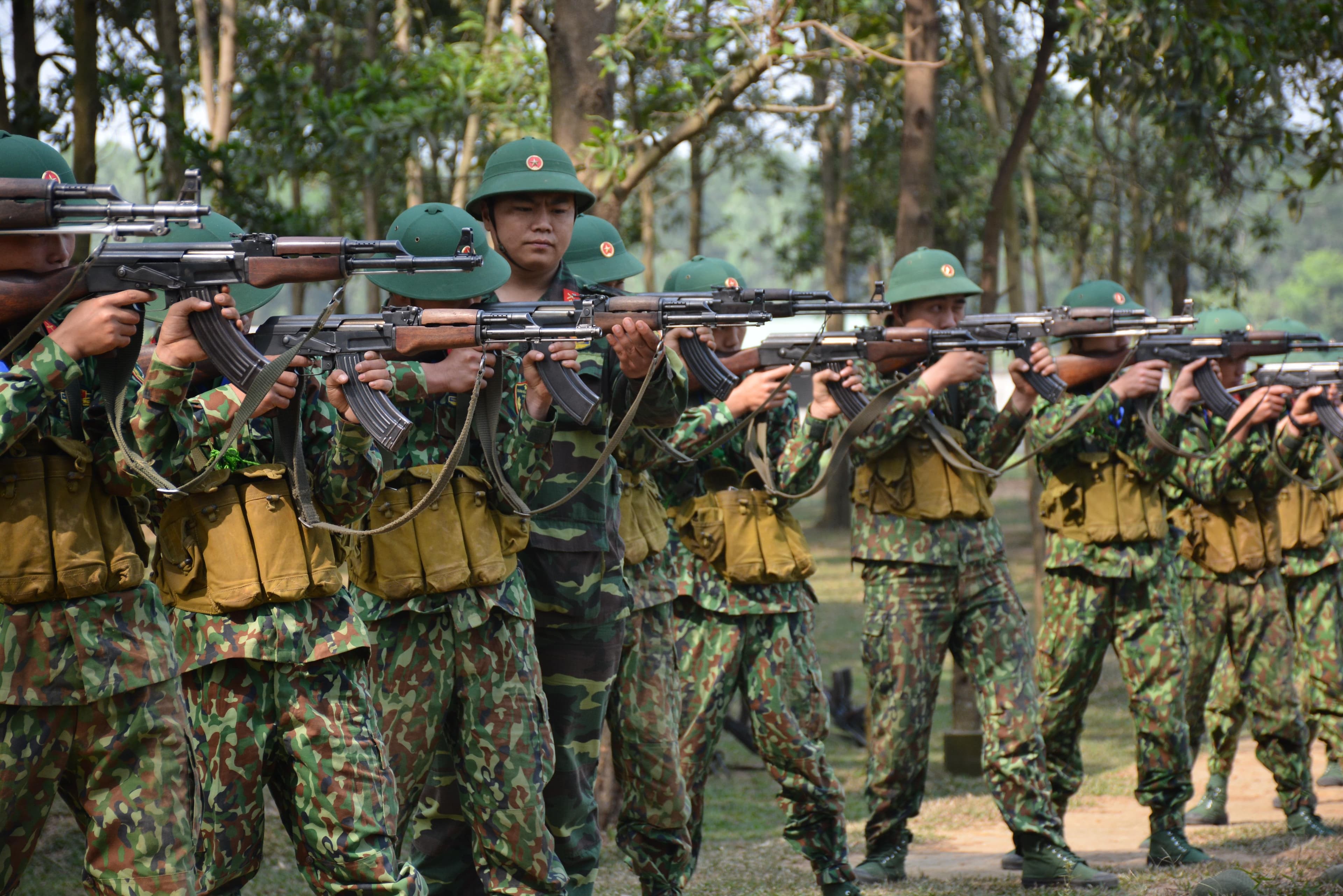 Huấn luyện chuyên sâu, sát yêu cầu nhiệm vụ